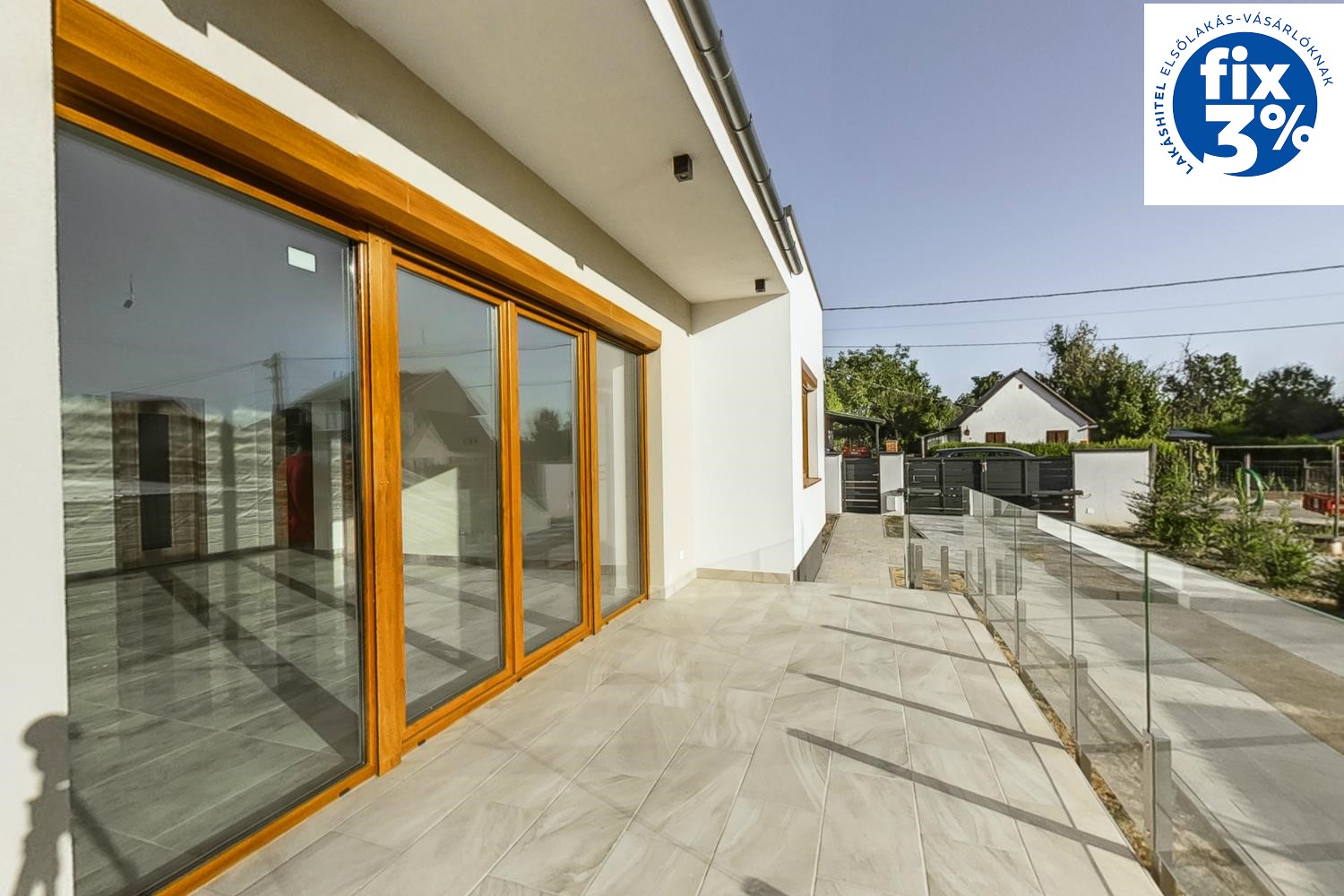 Pécs-kertvárosi, új építésű, 96 m2-es, nappali+3 hálószobás családi ház, 16 m2-es terasszal